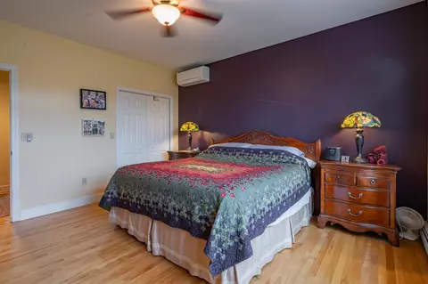Bedroom - 51 Old Town Road Ext, Epsom, NH 03234 photo 4 of 7