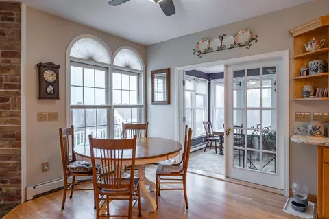 Dining - 51 Old Town Road Ext, Epsom, NH 03234 photo 1 of 4