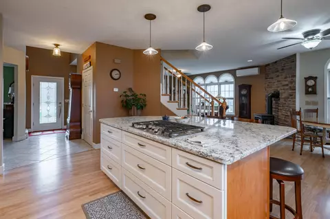 Kitchen - 51 Old Town Road Ext, Epsom, NH 03234 photo 9 of 10