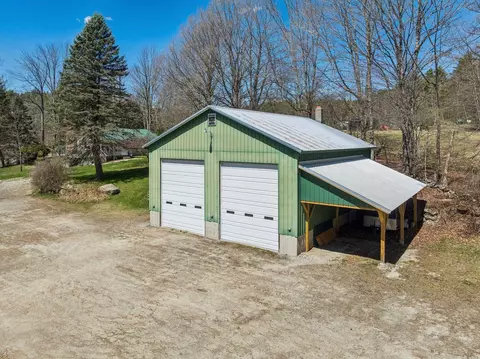 794 S Main St, Newport, NH 03773