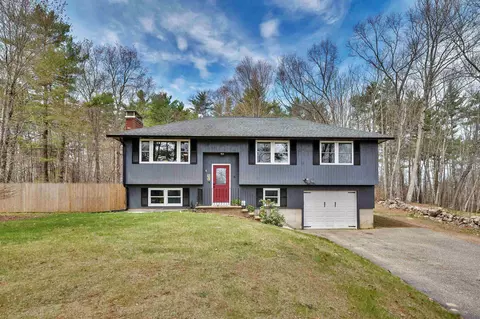 76 Harriman Hill Rd, Raymond, NH 03077