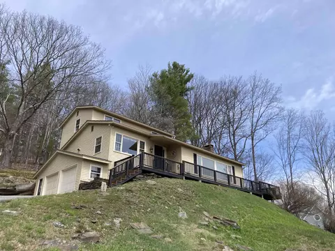 110 Golfview Ln #2112, White River Junction, VT 05001