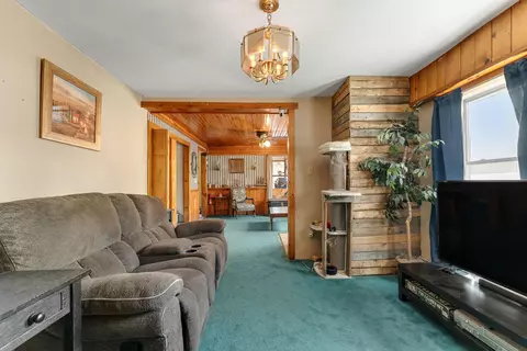 Living - 182 Brook St, Williamstown, VT 05679 photo 4 of 4