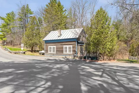 182 Brook St, Williamstown, VT 05679