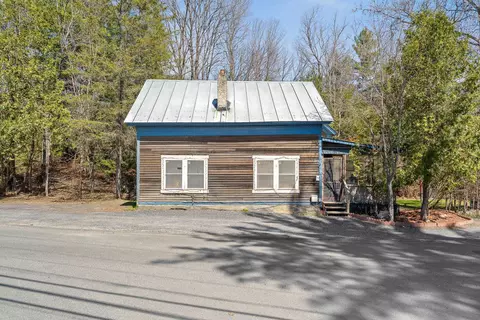 Exterior - 182 Brook St, Williamstown, VT 05679 photo 15 of 17