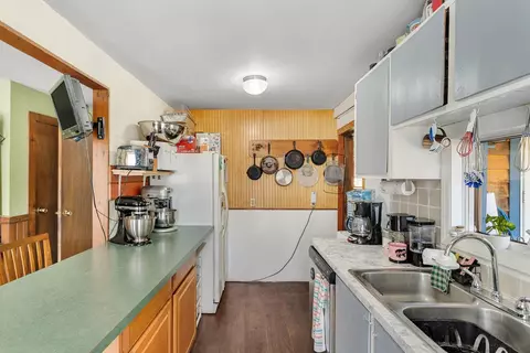 Kitchen - 182 Brook St, Williamstown, VT 05679 photo 3 of 4