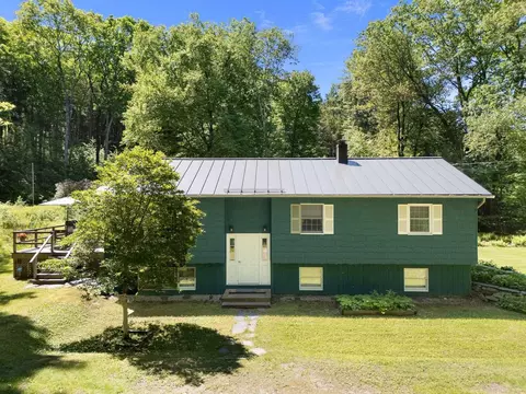 408 Old Guilford Rd, Brattleboro, VT 05301
