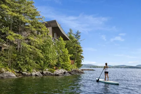 20 Wyman Dr, Wolfeboro, NH 03894