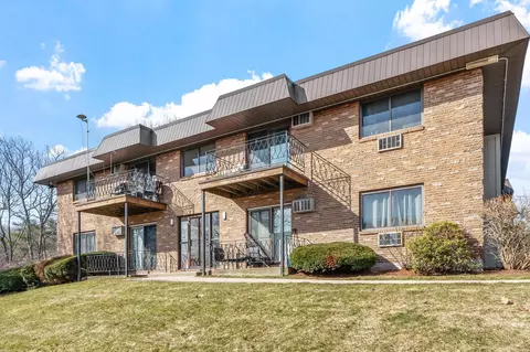 11 Strawberry Bank Rd #5, Nashua, NH 03062