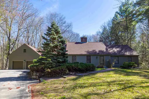214 Hopkins Green Rd, Hopkinton, NH 03229