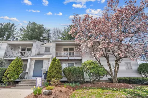 4 Ternbury Sq #D3, Nashua, NH 03060