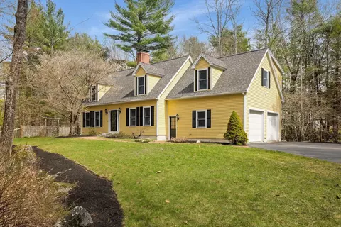 55 Ross Rd, Durham, NH 03824