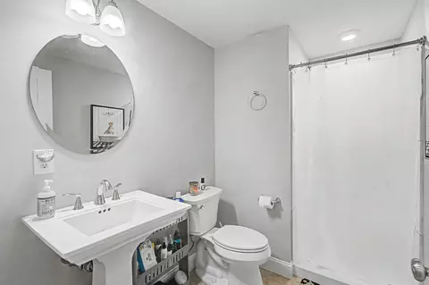 Bath - 360 Zephyr Rd, Williston, VT 05495 photo 5 of 5