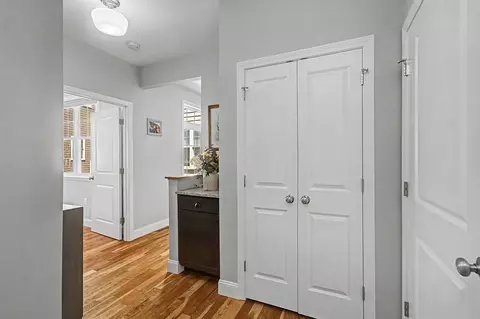 Entry Way - 360 Zephyr Rd, Williston, VT 05495 photo 2 of 5