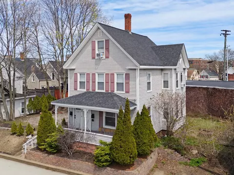 19 Pearl St #1, Portsmouth, NH 03801