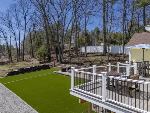 45 Damon Ave, Nashua, NH 03064