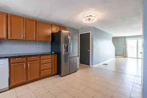 Kitchen - 6 Pleasant St #A5, Hooksett, NH 03106 photo 2 of 5