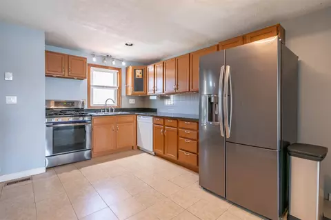Kitchen - 6 Pleasant St #A5, Hooksett, NH 03106 photo 1 of 5
