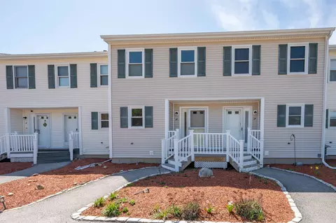 6 Pleasant St #A5, Hooksett, NH 03106