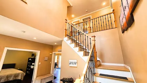 Entry Way - 320 Old Bow Rd, Weathersfield, VT 05156 photo 2 of 5