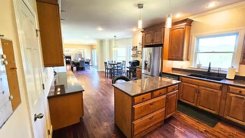 Kitchen - 320 Old Bow Rd, Weathersfield, VT 05156 photo 2 of 2