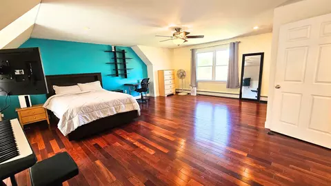 Bedroom - 320 Old Bow Rd, Weathersfield, VT 05156 photo 4 of 4