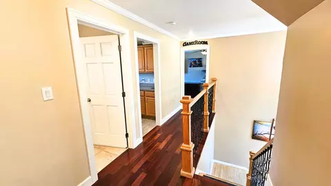 Entry Way - 320 Old Bow Rd, Weathersfield, VT 05156 photo 4 of 5