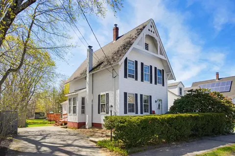 36 Washington St, Exeter, NH 03833