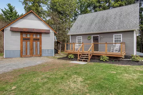31 Maxfield Rd, Fairfax, VT 05454