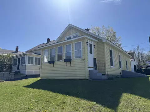 1083 Main St, Bennington, VT 05201