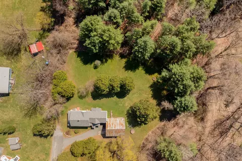 View/Area - 111 E Gilson Ave, Hartford, VT 05059 photo 2 of 5