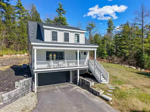 1239 Center St, Wolfeboro, NH 03894