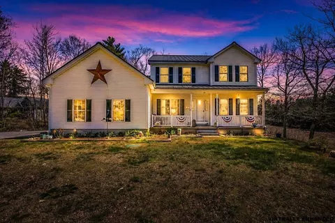 85 Odell Rd, Sandown, NH 03873