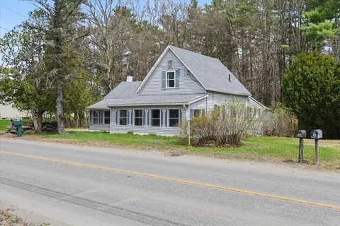 185 Sand Hill Rd, Essex Junction, VT 05452