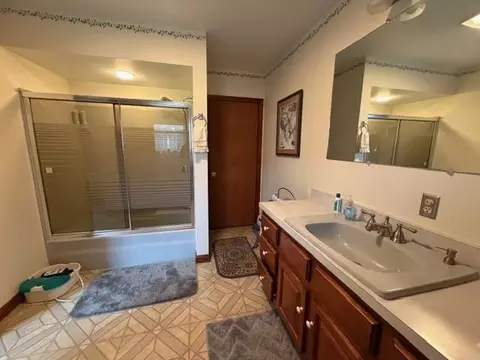 Bath - 9 Mcfarland St, Gorham, NH 03581 photo 1 of 4