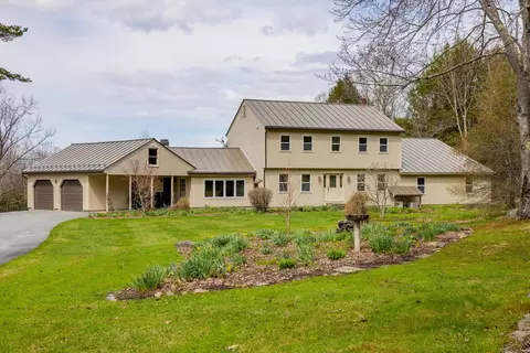 33 Rolling Ridge Rd, Lebanon, NH 03766