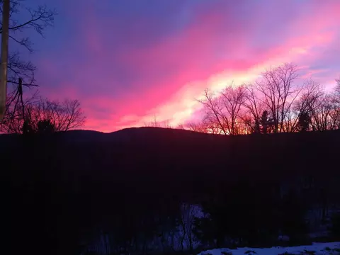 769 Straight Rd, Mount Holly, VT 05758