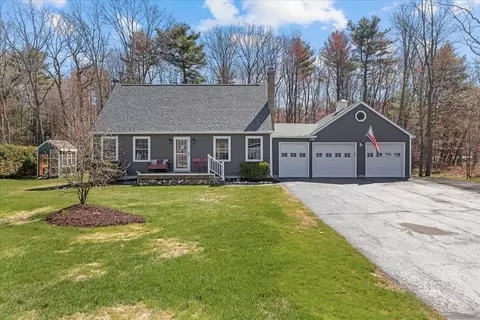 191 Bayview Rd, Colchester, VT 05446