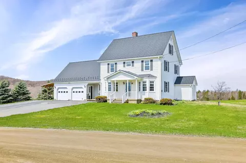 322 Petit Rd, Newport, VT 05855