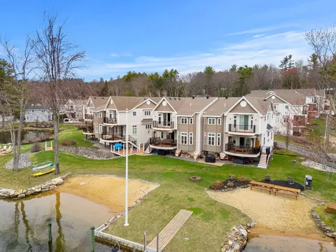 21 Island Dr #10, Laconia, NH 03247