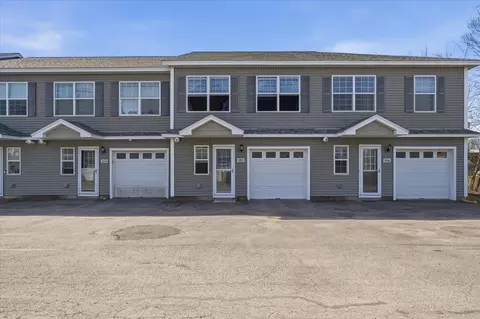 9 Racine Rd #105, Milton, VT 05468