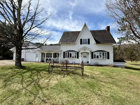 2770 Route 100, Westfield, VT 05874