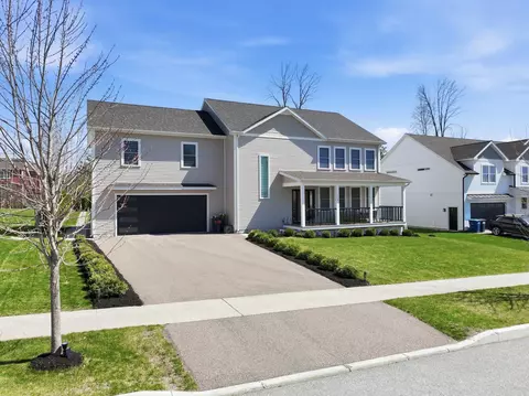 214 Chloe Cir, Williston, VT 05495