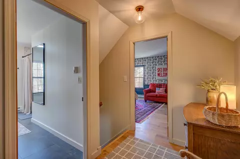 Entry Way - 46 Pickering Rd, Bartlett, NH 03812 photo 2 of 4