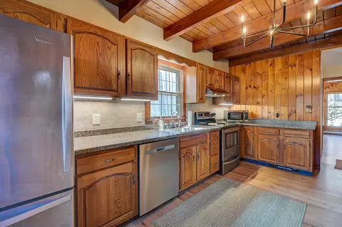 Kitchen - 46 Pickering Rd, Bartlett, NH 03812 photo 2 of 4