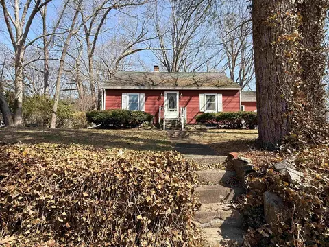 65 Mckinley Rd, Portsmouth, NH 03801