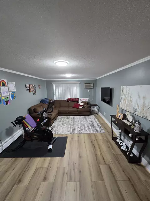 3 Pembroke Dr #17, Derry, NH 03038