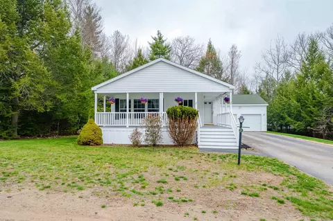 39 Blair Dr, Rochester, NH 03868