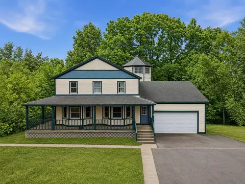 15 Moores Ln, Seabrook, NH 03874