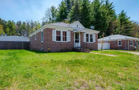 12 Morin St, Dover, NH 03820